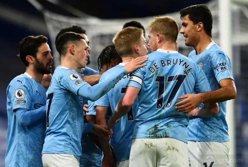 曼联在第15轮4-1大胜狼队，晋级英超第六，阿莫林有效发挥中场，布鲁诺、芒特等球员关键作用，助力球队提升排名。