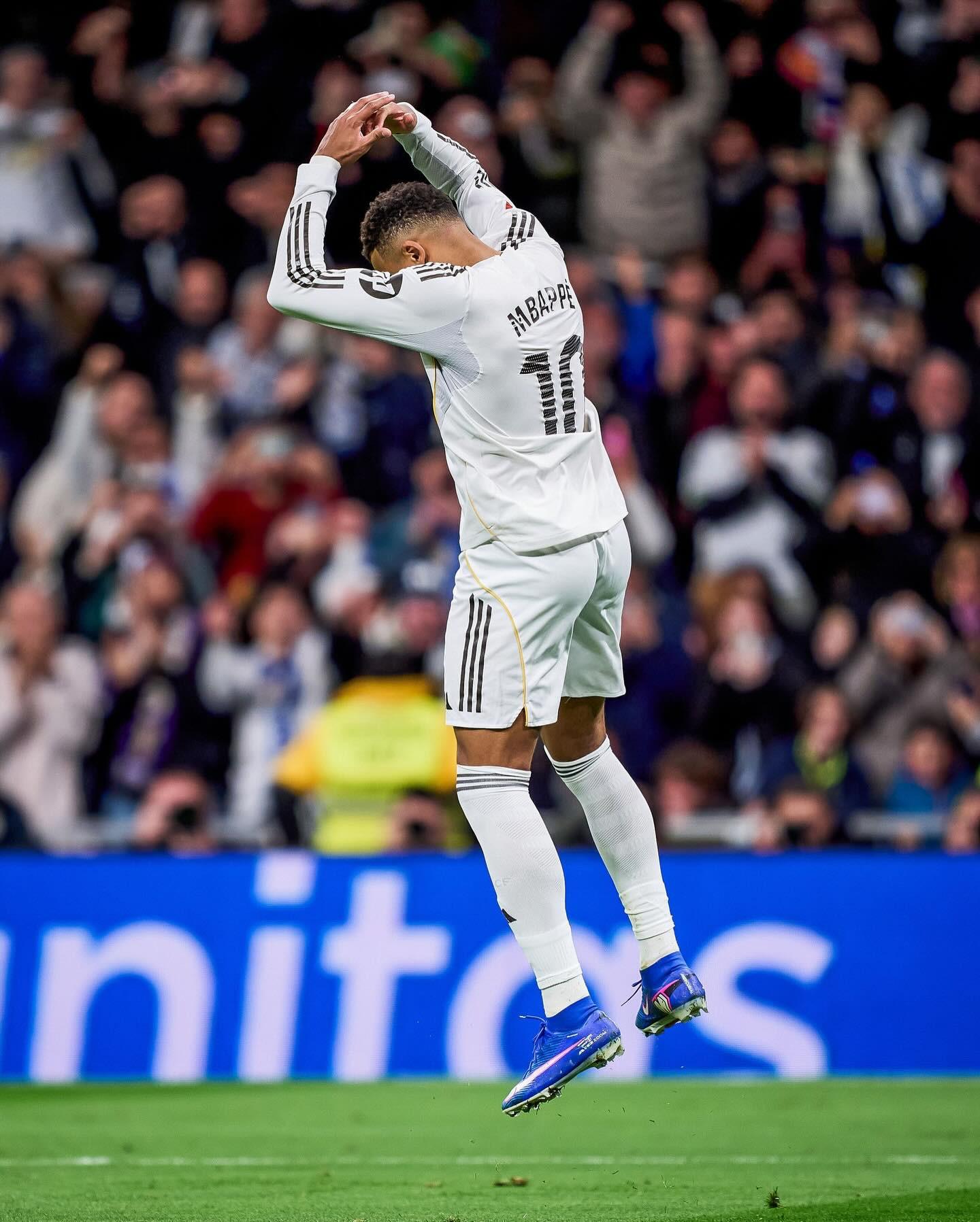 阿斯：贝蒂斯将效仿安东尼模式，打算明年夏窗买断阿姆拉巴特