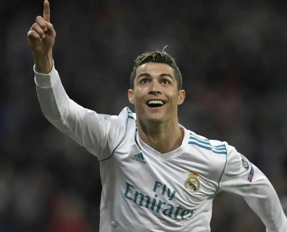 新掌门刚接手成都蓉城！就直接搞定三笔重量级签约，值得期待