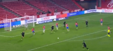 中超冠军数排行：海港4次夺冠并列第二，广州恒大8冠遥遥领先