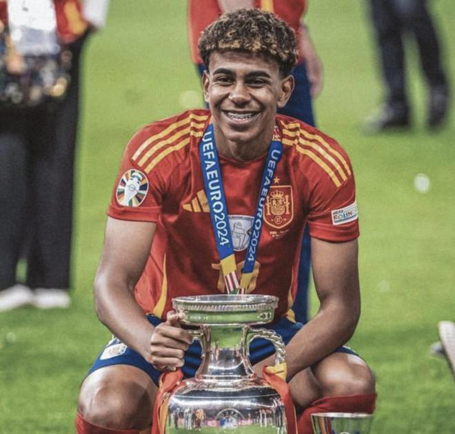 广东大胜后3喜1忧！杜锋终于开窍，王洪泽接班二飞，杜润旺退化